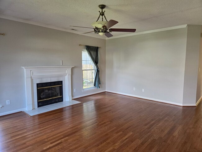2607 Quail Ridge Ln SW