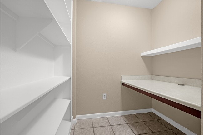 Photo - 7575 Kirby Dr Unit 3202