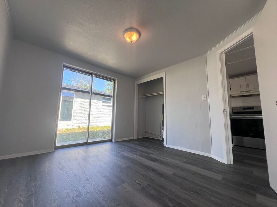 Photo - 9320 Grandfield Rd Unit A