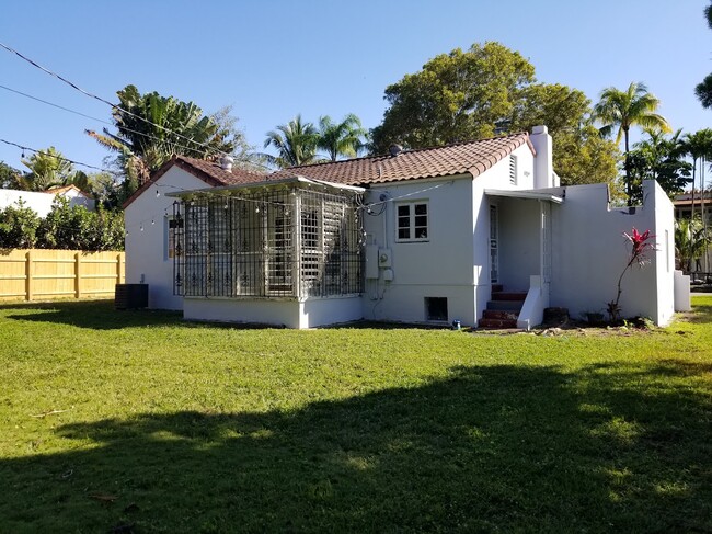 Photo - 777 NE 72nd St