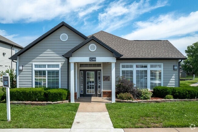 Building Photo - Brookfield Rental