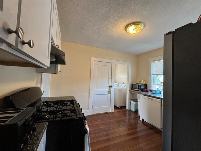 Photo - 109 Birch St Unit 3