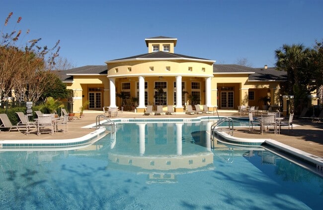 Building Photo - 2532 Robert Trent Jones Dr