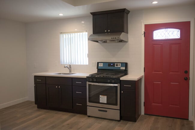 Photo - 131 N Vega St