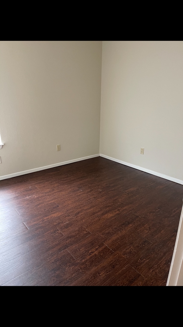 Photo - 2836-2838 James Unit 2838