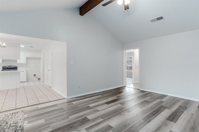 Photo - 2211 General York Cir