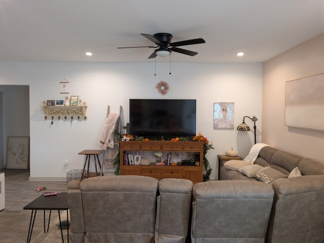 Photo - 14914 Cold Water Dr