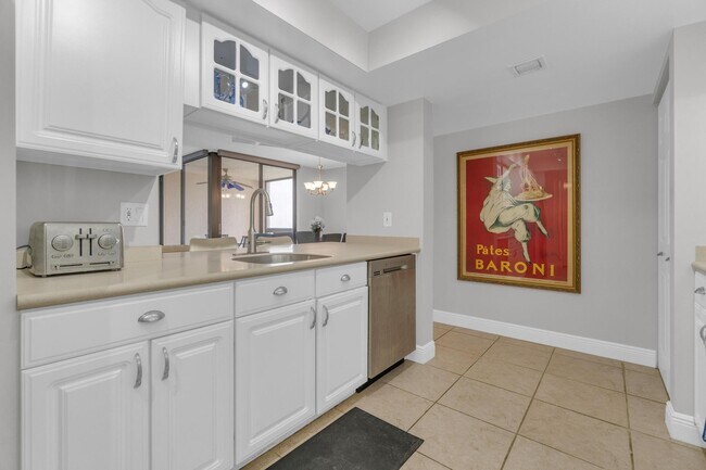 Photo - 2255 Lindell Blvd Unit 4304