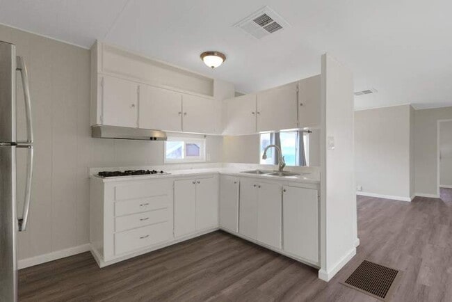 Photo - 22 Dahlberg Dr