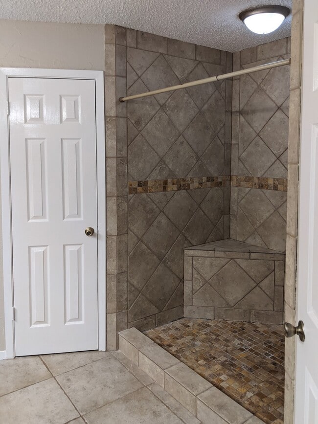 Photo - 17903 Glenpatti Dr