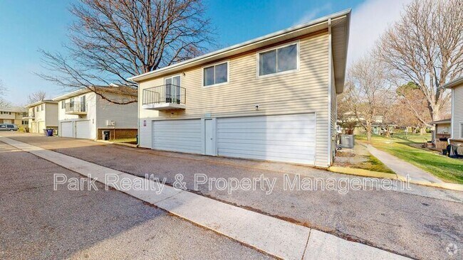 Building Photo - 9195 Lehigh Ave Rental