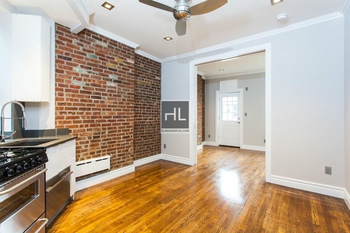 MOTT ST. - MOTT ST. Unit 7