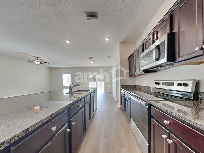 11504 Bryce Canyon Ln