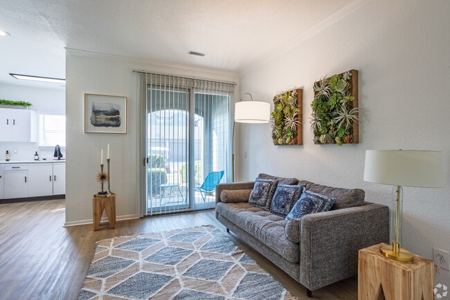 Photo - ReNew Jordan Creek