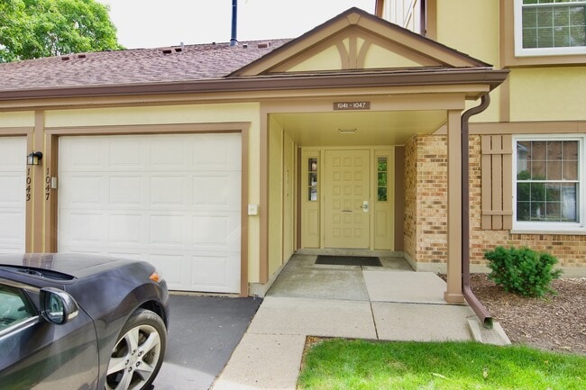 Photo - 1045 Auburn Ln