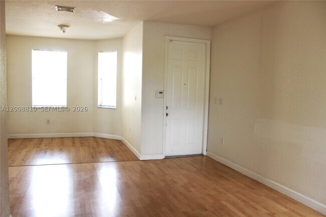 Photo - 11375 NW 77th Ln