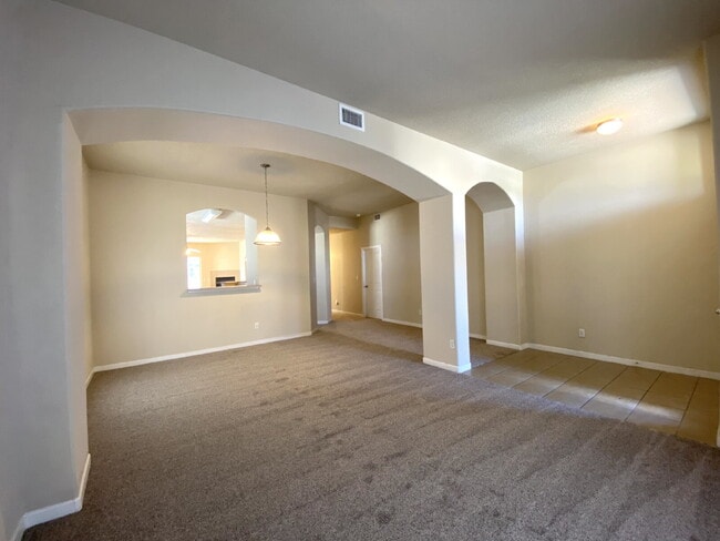 Photo - Spacious- 2 Living Rm/3BR/2Bath in Cabezon
