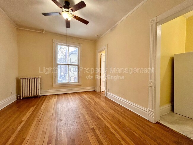 Photo - 317 Prospect Ave NE Unit 3