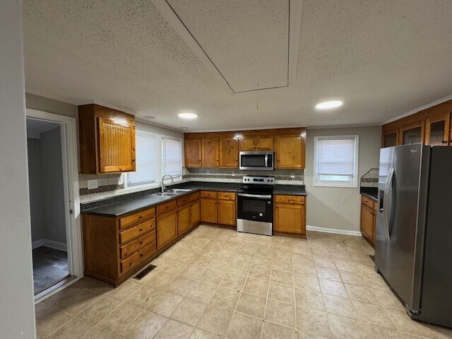 Photo - 1404 Linwood Rd