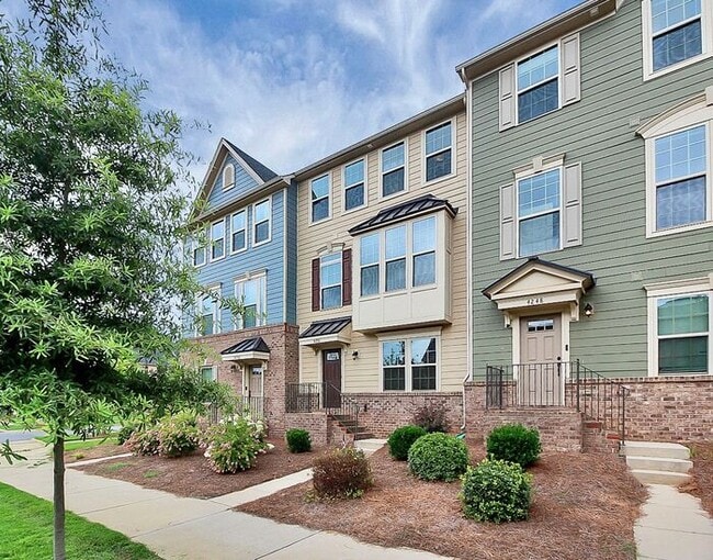 Photo - Stunning 3 Story 3BD/2+2HalfBA Townhome in...