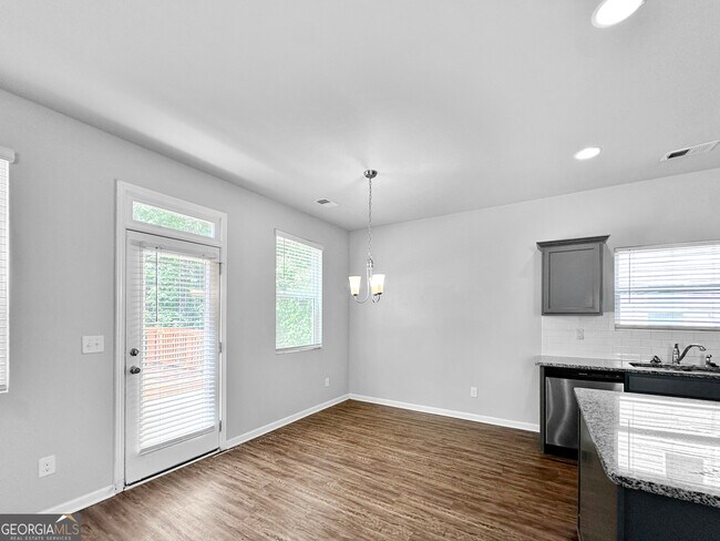 Photo - 1067 Lear Dr