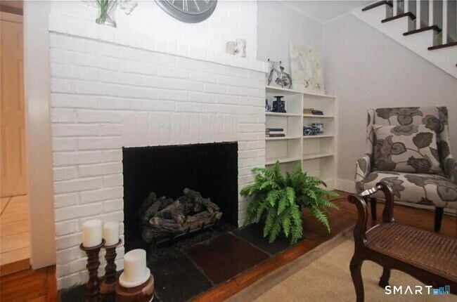 12 Wood Creek Rd