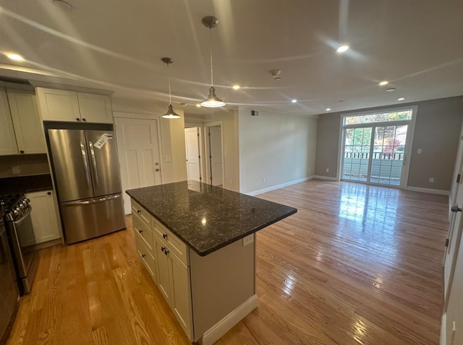 Photo - 628 Trapelo Rd