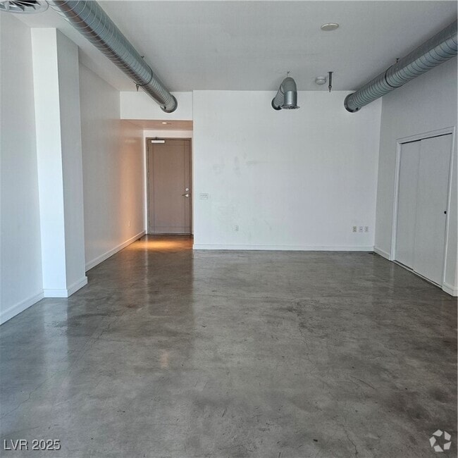 Building Photo - 200 Hoover Ave Unit 1402 Rental
