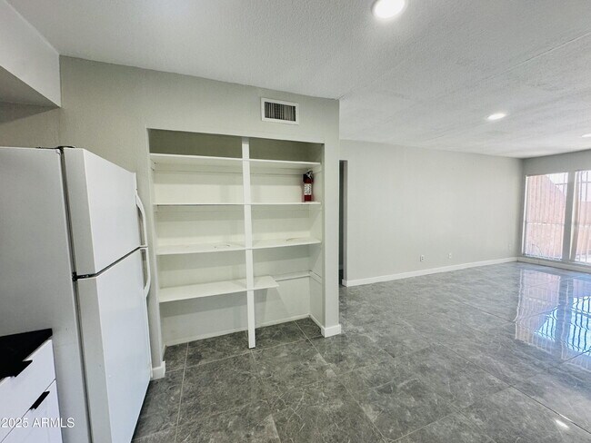 Photo - 2675 E Silk Oak Dr