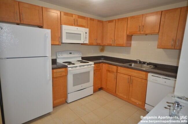 Building Photo - 16 Whites Ave Unit 58 Rental