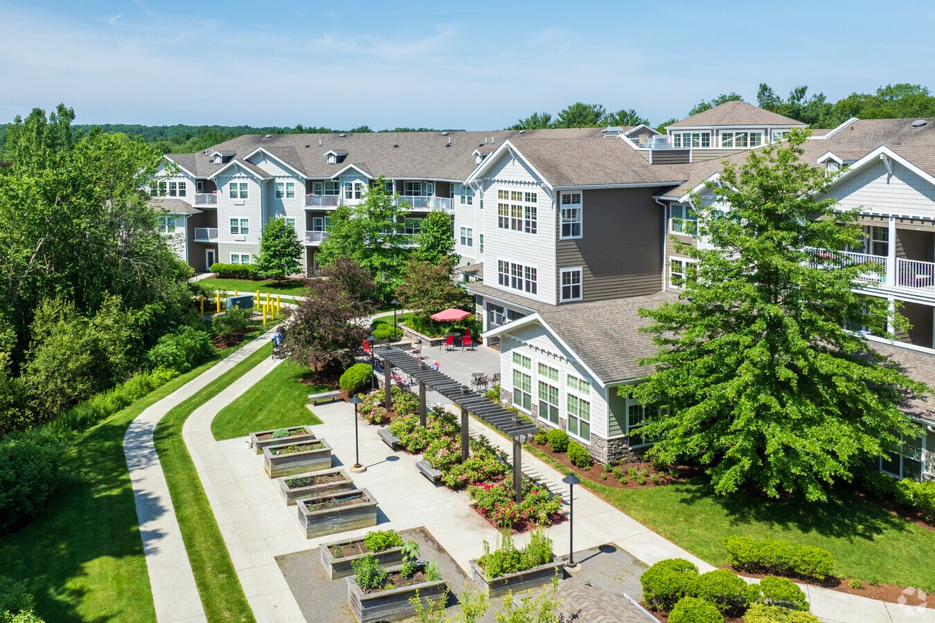 Edificio Alt - Magnolia Heights Gracious Living