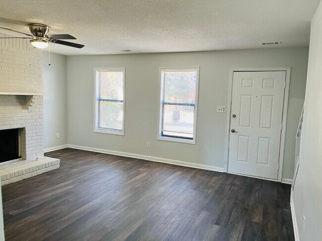 Photo - 5612 Windwood Rd Unidad 5614