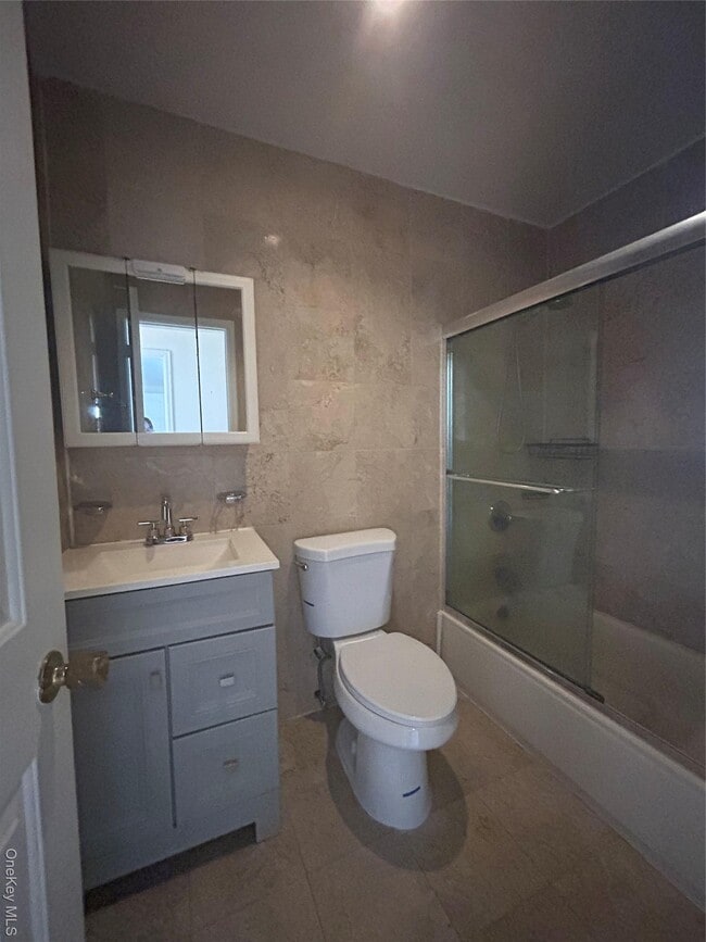 Photo - 202-38-202-47 47th Ave Unidad 2