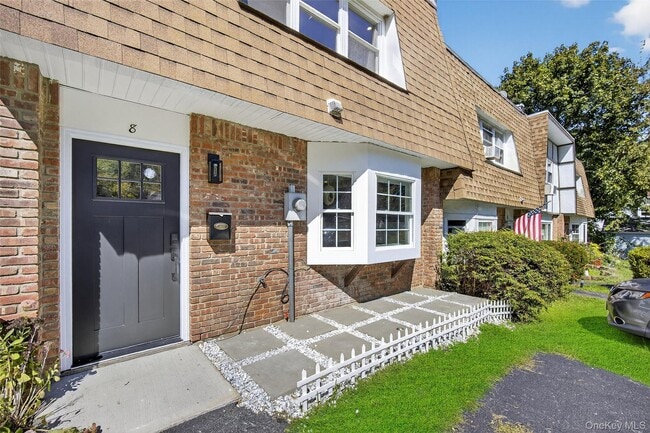 Building Photo - 8 Roundtree Ct Rental