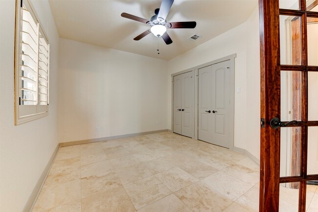 Photo - 1426 W 21st St