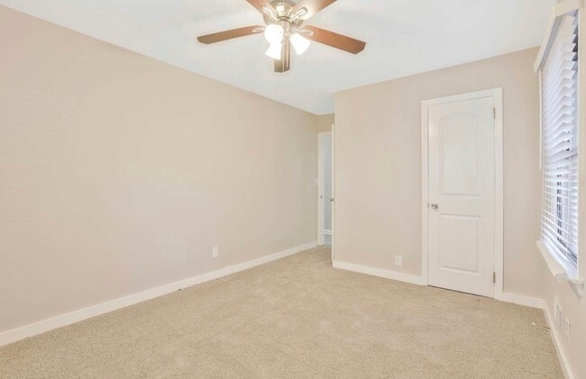 Photo - 2610 Harmony Way