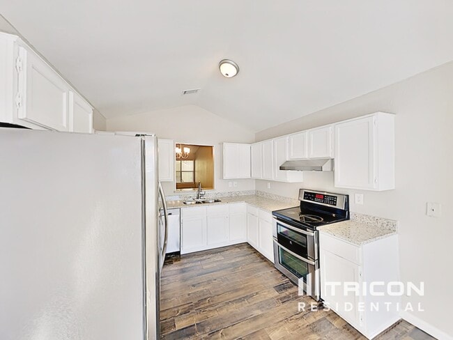 Photo - 1423 Ardmore Dr