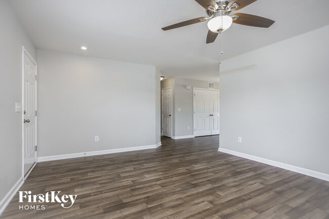 Photo - 24 Rocks Edge Ln