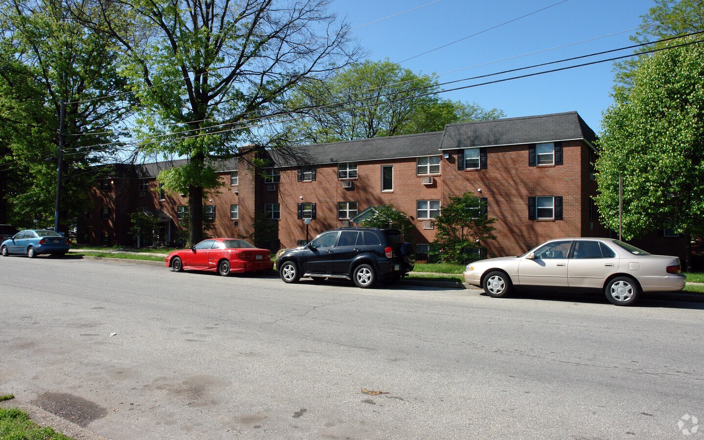 Logan Square Apartments - The Communities of Norris Hills at West Logan Street