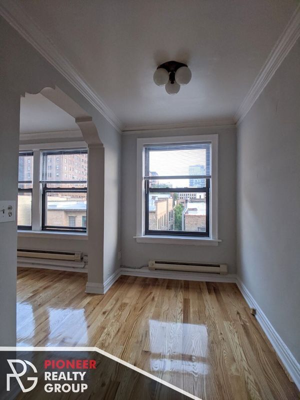 425 W Roscoe St Unit 505