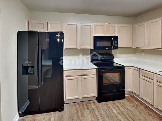 Photo - 4613 Cades Cove Dr