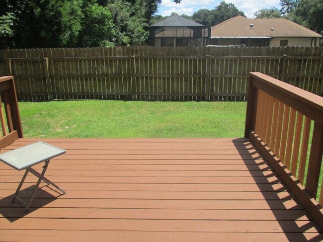 Photo - ( Oakcrest) 3/ 2 spacious home