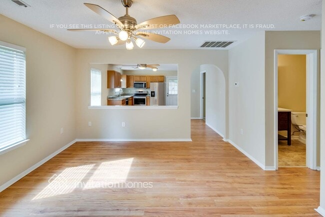 Photo - 128 Pratt St