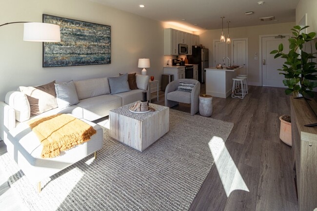 Residences at West Hills Country Club