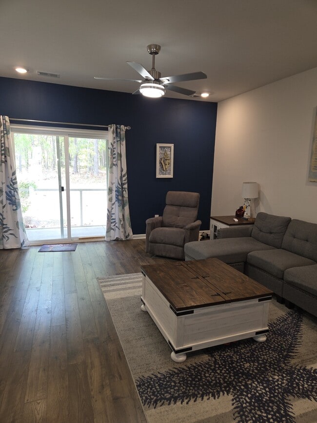 Photo - 3402 Bells Lk Cir