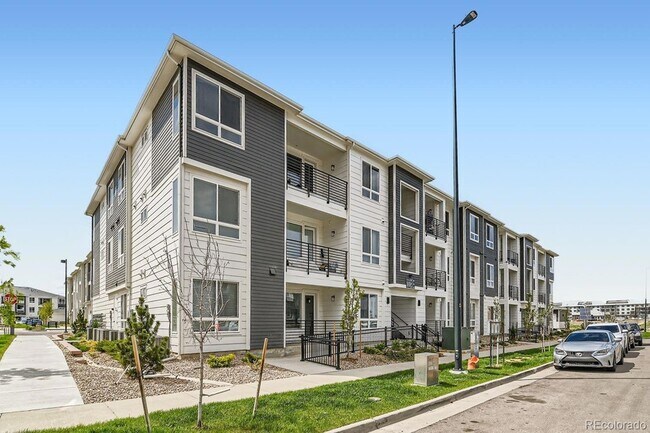 Photo - 6153 N Ceylon St Unit 10-303