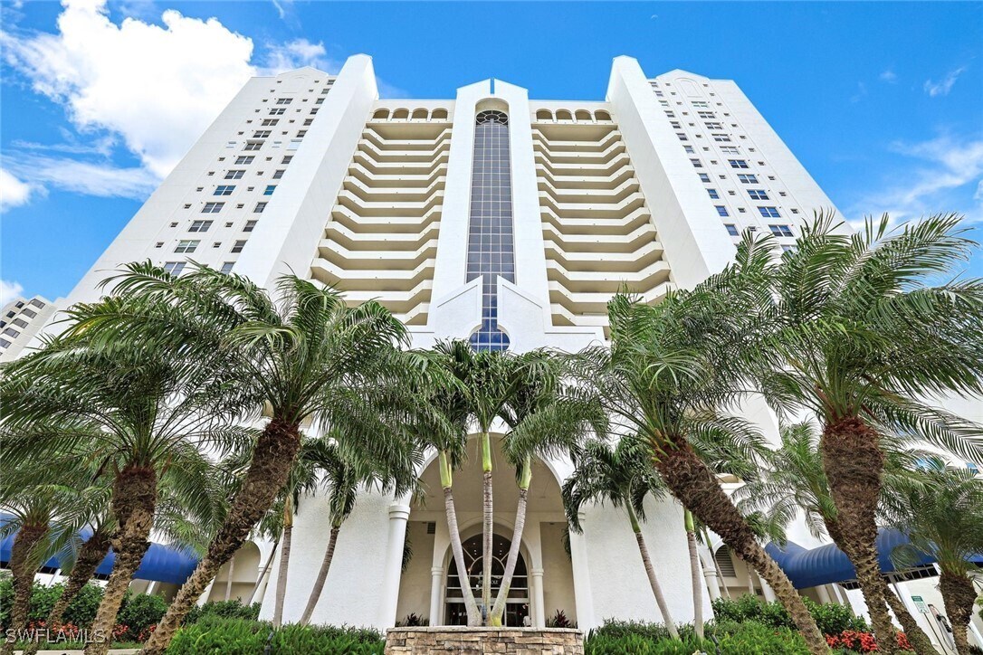 Photo - 5550 Heron Point Dr Unit 304