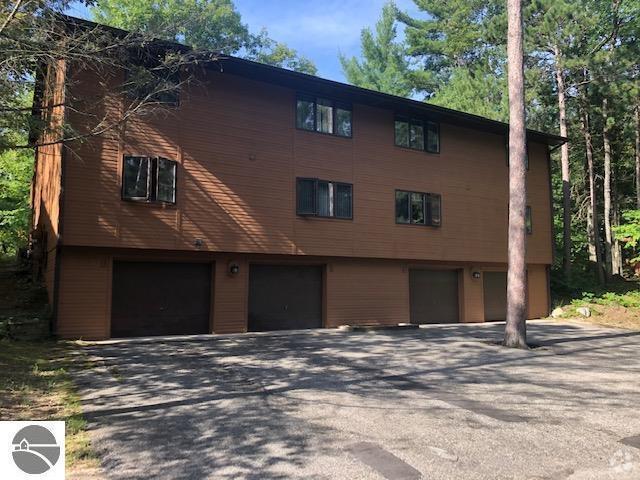 Building Photo - 3814 Maid Marian Ln Rental