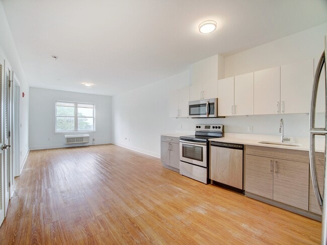 Photo - 429 Bergen Ave Unit 311