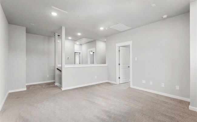 Photo - 2317 Calvert Dr